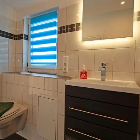 펜션 New Luxurious Bungalow, Raeuberkuhle, Koserow