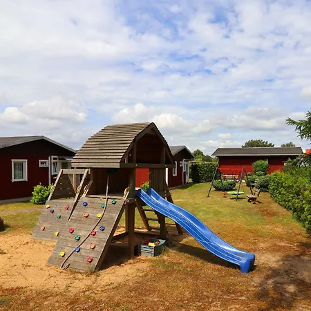 New Luxurious Bungalow, Raeuberkuhle, Koserow * 코세로우