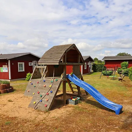 New Luxurious Bungalow, Raeuberkuhle, Koserow 펜션 코세로우